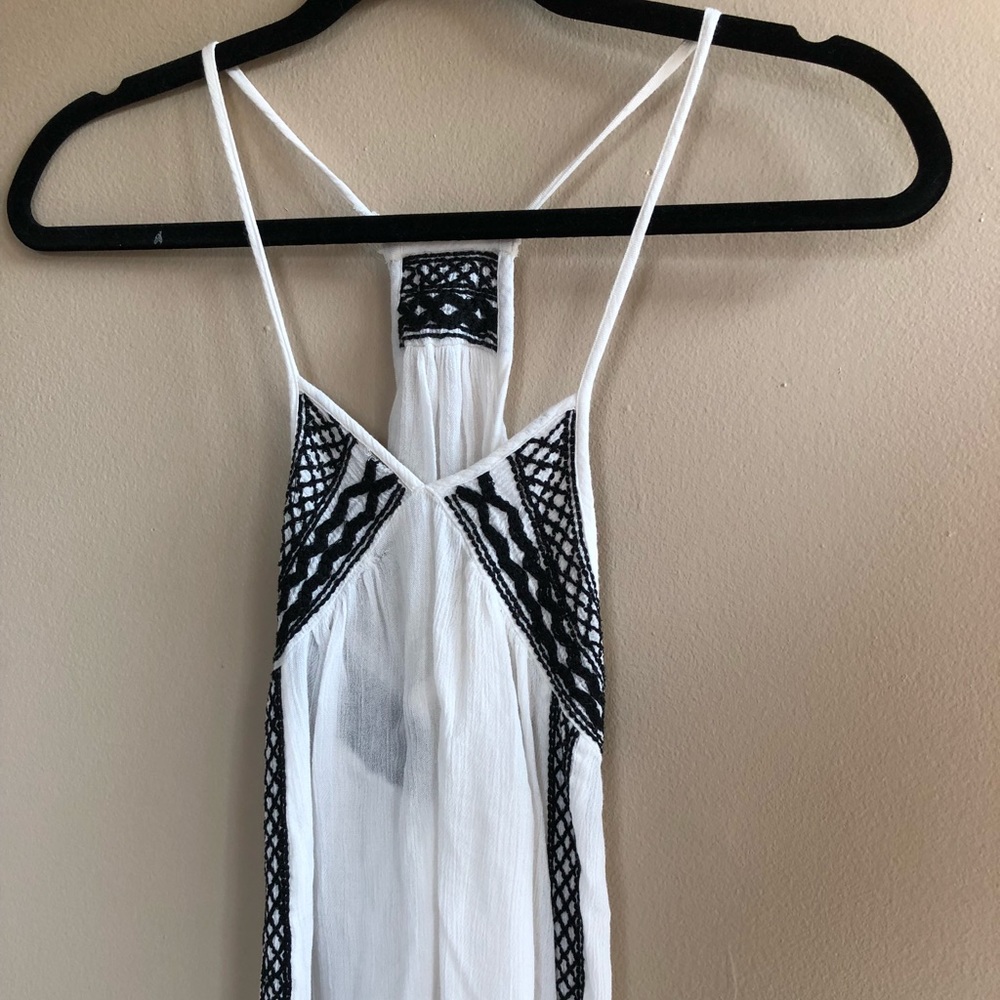 URBAN OUTFITTERS TANK